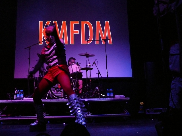 E-Tropolis 2010: KMFDM