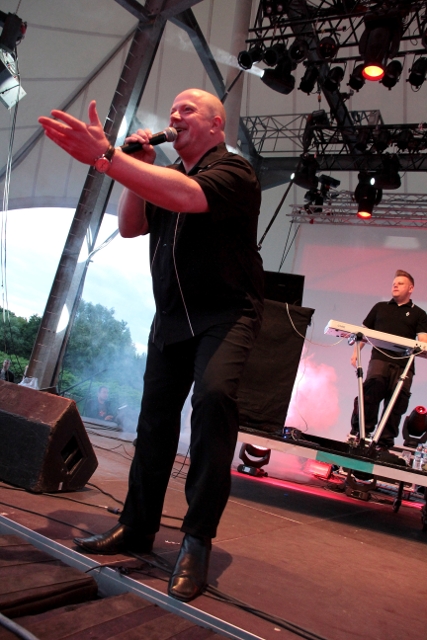 VNV Nation