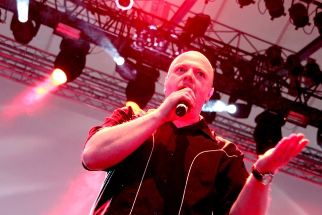 VNV Nation