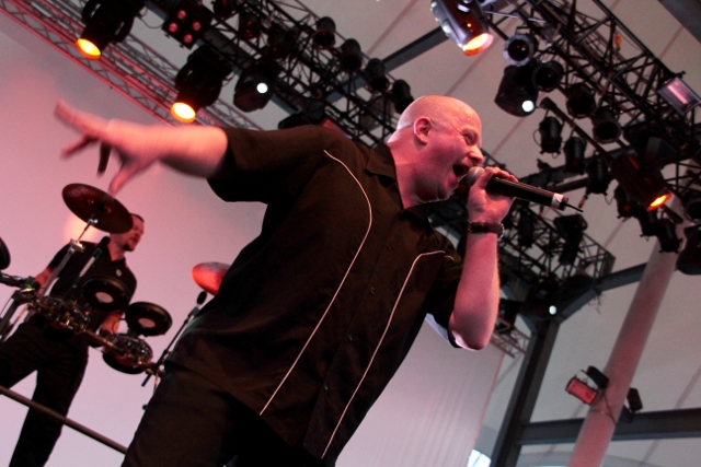 VNV Nation