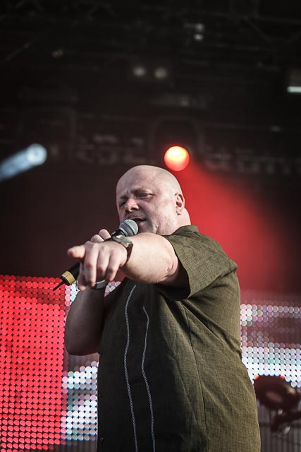 VNV Nation