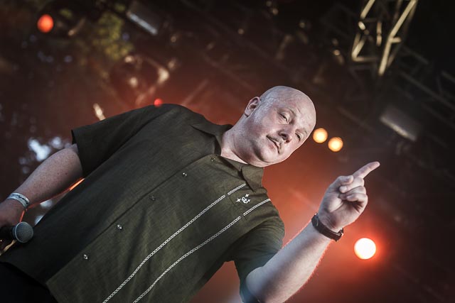 VNV Nation