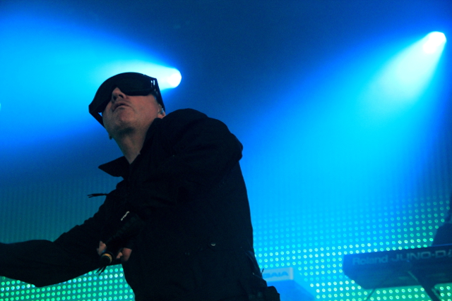 Front 242