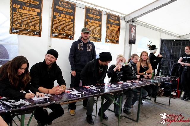 Autogrammstunde Feuerschwanz