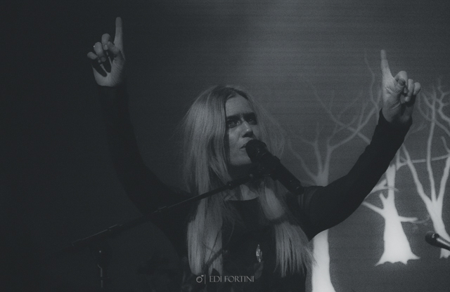 Myrkur im Heimathafen Neukoelln April 2024