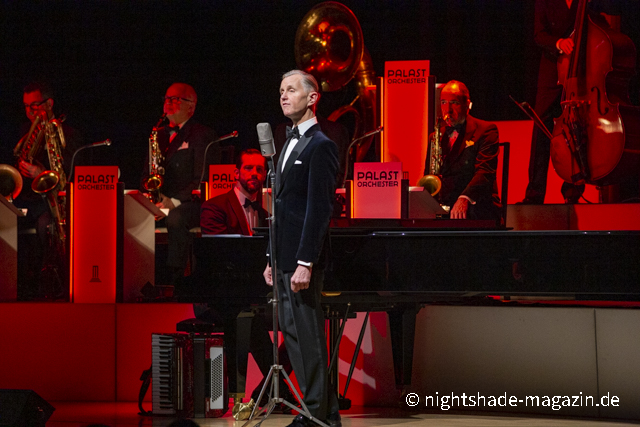 Max Raabe & Palast Orchester