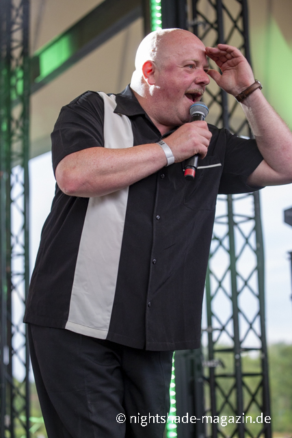 VNV Nation