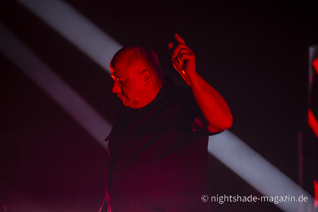 VNV Nation