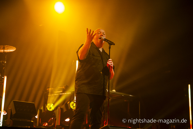 VNV Nation