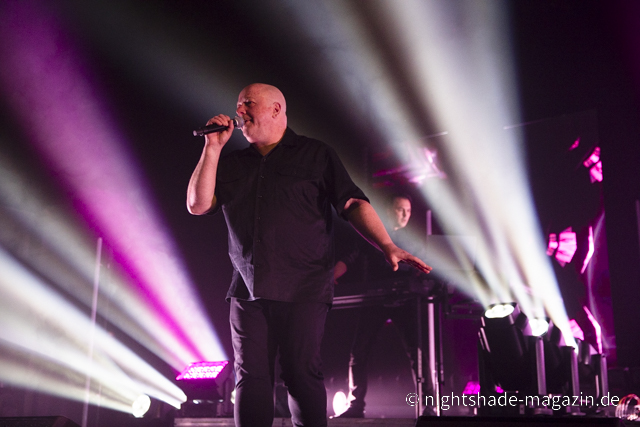 VNV Nation